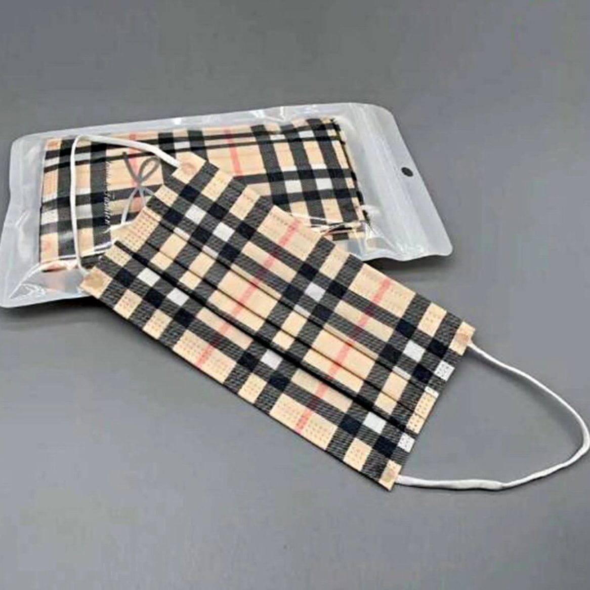 48 Burberry Print 3-Ply Face Mask