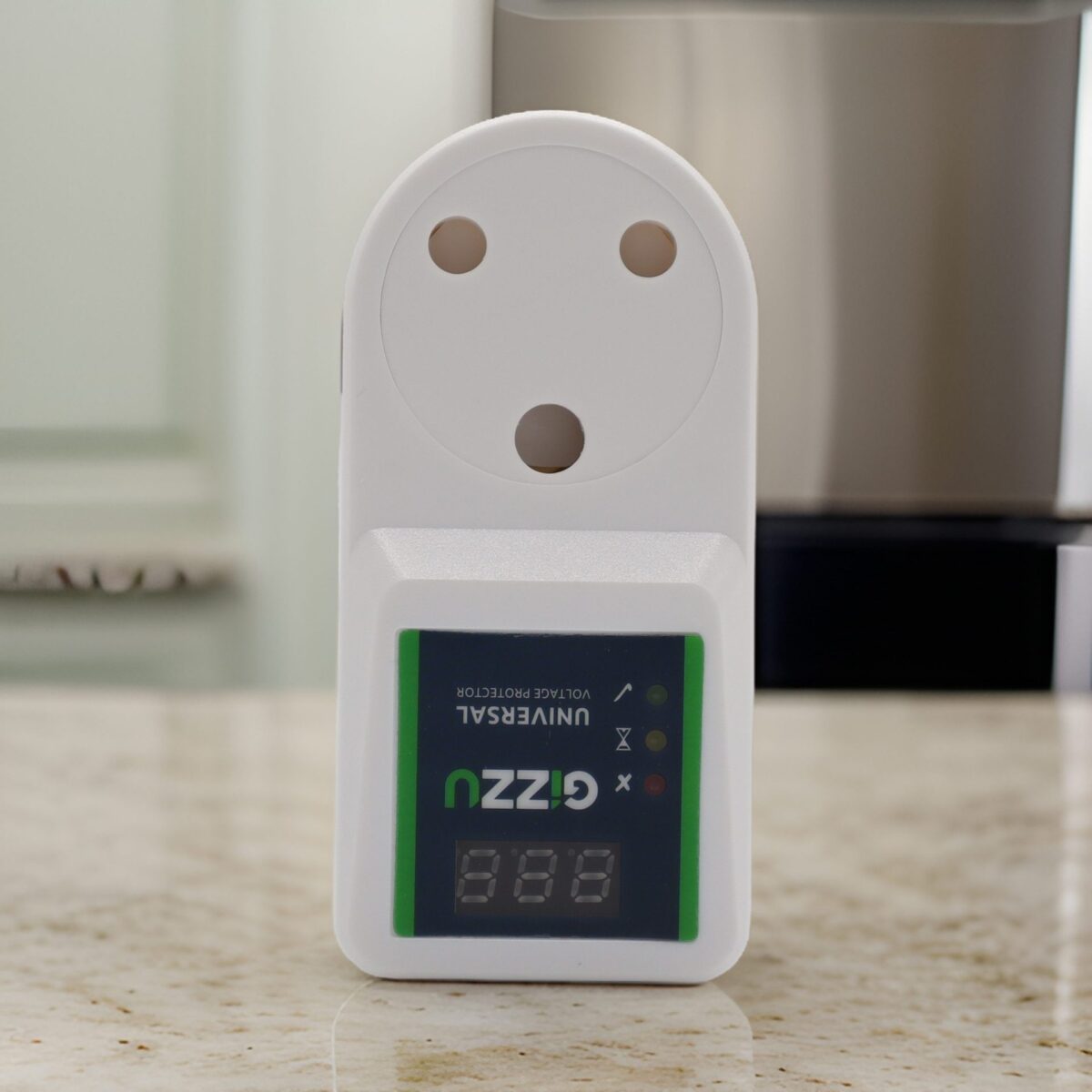 Mnm Box Deals | Gizzu Voltage Protector 16A GIZZU Voltage Protector 16A - Image 3