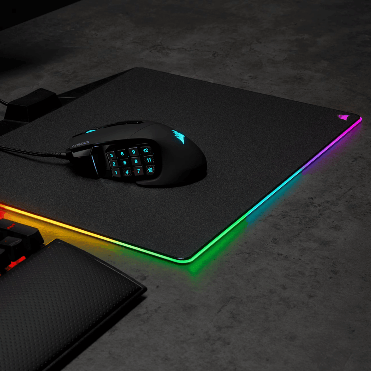 Mnm Box Deals | Corsair Scimitar Rgb Elite Optical 18 000 Dpi Moba/Mmo Gaming Mouse - Black Corsair SCIMITAR RGB ELITE Optical 18 000 DPI MOBA/MMO Gaming Mouse - Black - Image 6